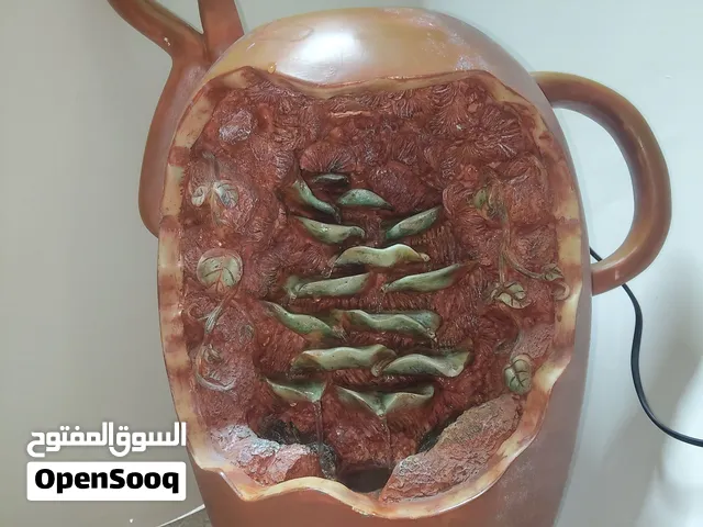 نافورة حجم كبير تحفة فنية جميلة مع إضاءة تواصل عالواتس