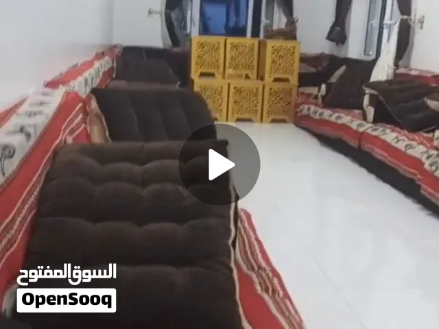 للبيع مجلس شبه جديد