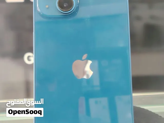 iPhone 13.