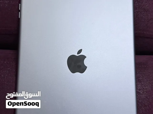 Apple iPad Air 32 GB in Al Batinah