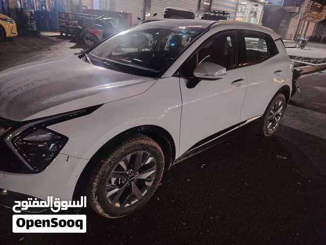 سبورتج خليجي موديل 2024 مكفولة عدا رصعات السونار مرفق ماشية 40 الف السعر 205مكاني م الصدر