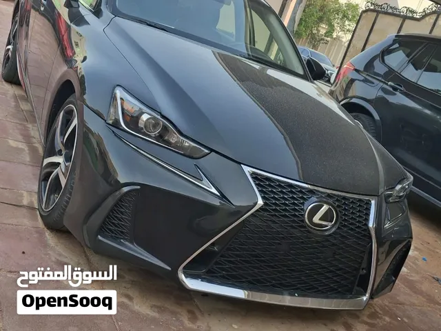 Used Lexus IS in Abu Dhabi