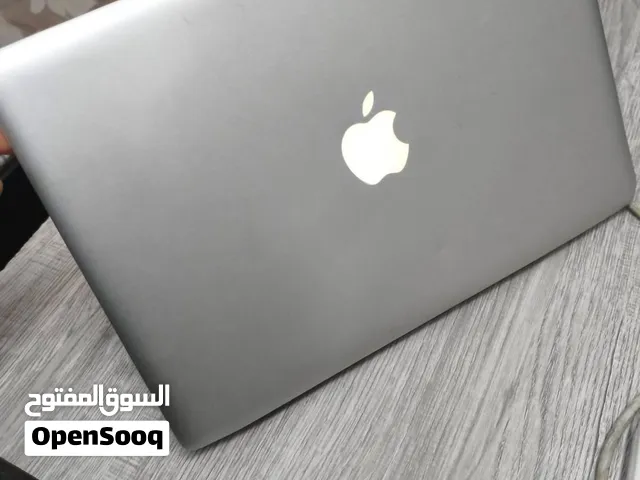 MacBook Laptop