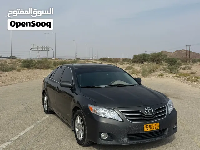 تويوتا كامري XLE موديل 2011 رمادي مستعملة بحالة ممتازة مع مواصفات أمريكية