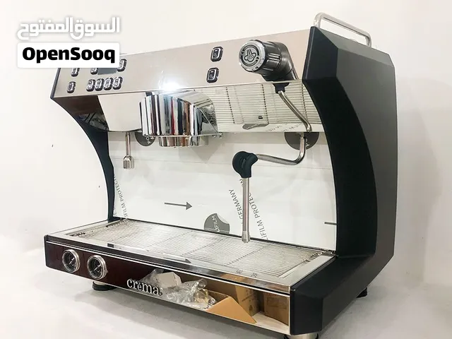 مكينة اسبريسو كبيرة صناعة ايطالية ماركةNuova Simonelli تصنع كافة انواع القهوة مناسبة للكوفيات