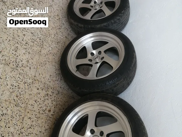 للبيع 4 رنجات و الاطارات
