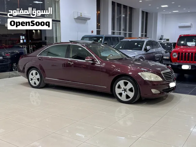 Mercedes Benz S-350 / 2009 (Red)