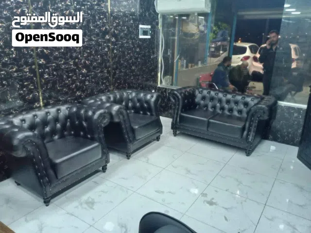 كنب مكتبي جلد بتصميم كلاسيكي  طقم مجوزة +مفردة +مفردة  بسعر مناسب