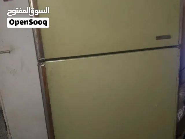 ثلاجه نظيفه للبيع