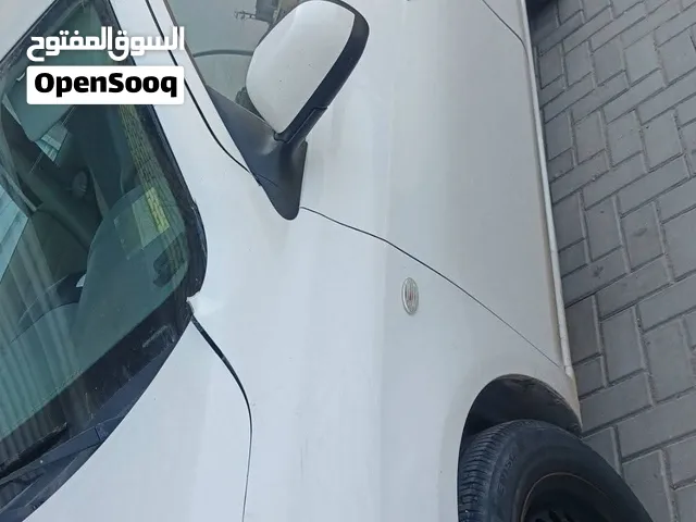 نيسان صني 2023 ماشيه 190 سياره باسم شركه البشامه بدون ضروبه ولا صبغ فقط بارد وبيها مثل مامزضع جمالغ