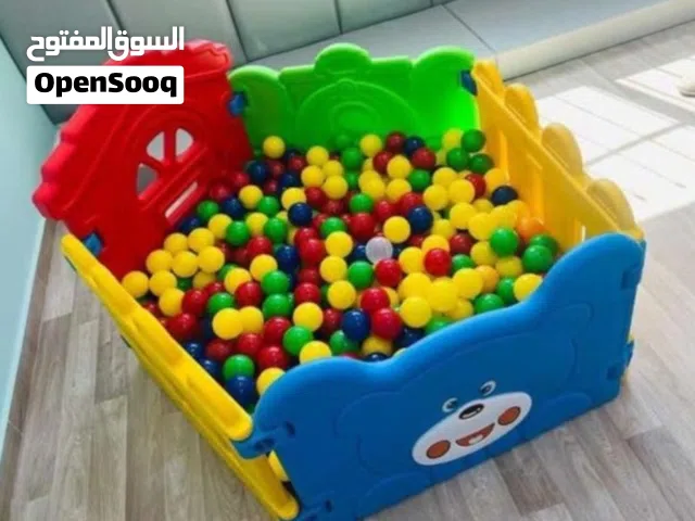 بركة طابات حواجز بلاستك قابلة للفك والتركيب مع الف طابة تتسع 5 اطفال. توصيل للمحافظات