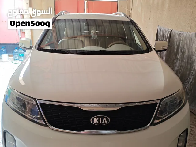 Used Kia Sorento in Basra