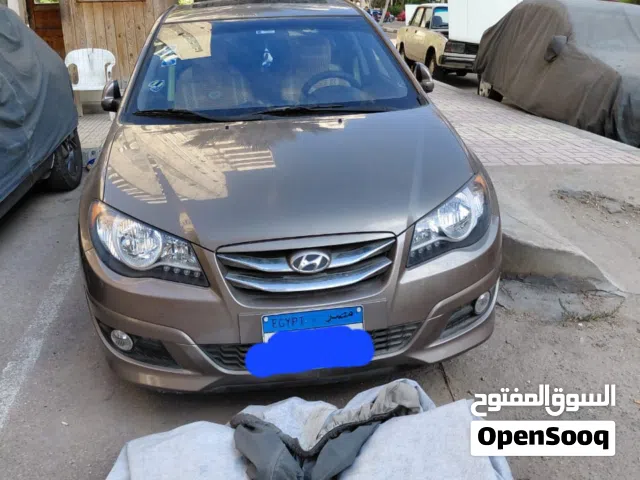 سيارةالنتراHd موديل 2021 فابريكا برة وجوة1600cc