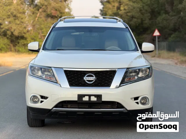2013 نيسان باثفايندر XE
