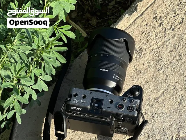 كاميرا سوني البيع مع عدستها وجميع المستلزمات Sony FX30 + Tamron 17-70mm F/2.8