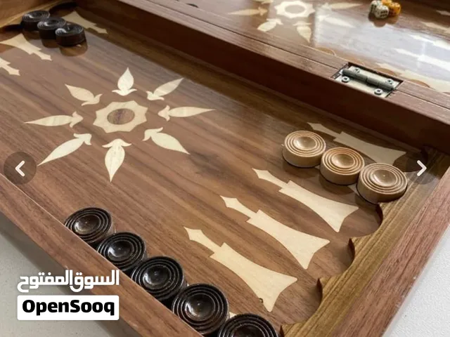 طاولة زهر فاخرة من خشب الجوز – صناعة إيرانية مميزة