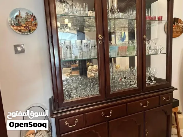 Display cabinet for sale in excellent condition