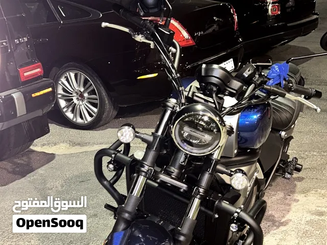 QJ Motor SRV600 st دراجة كيو جيه كروزر بحالة الوكالة Cruiser Classic blue motorcycle