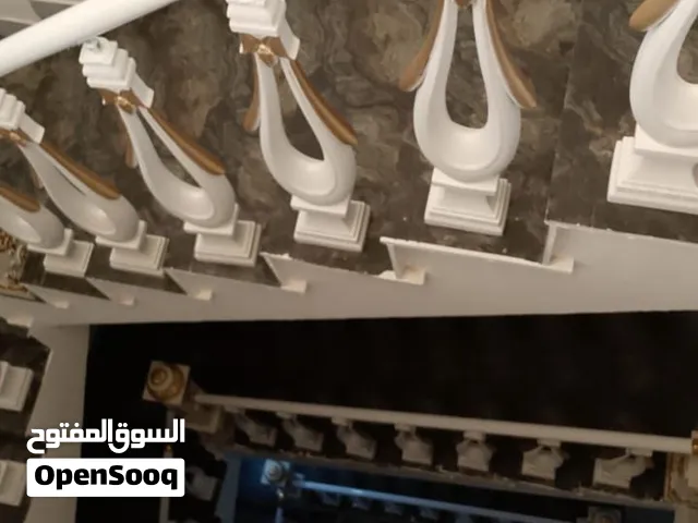 بيت مؤثث بالكامل وحديث
