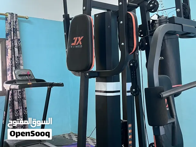 معدات وألات رياضية منزليه متكامله للبيع مستخدمه فتره بسيطه فقط