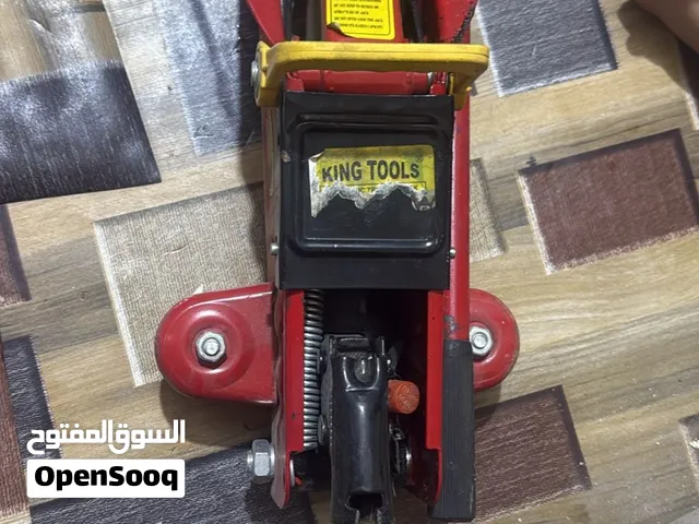 جك 2 طن نظيف كلش مستخدم شي قليل يمكن وره وحده كلشي ما بي
