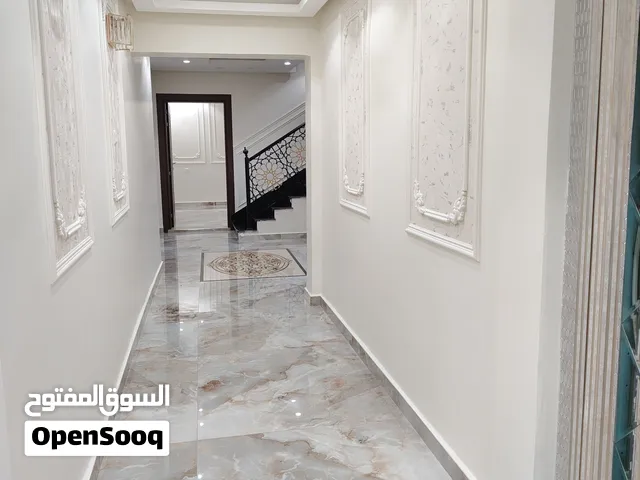 أصباغ وديكورات ورق جدران عازل اسطح كل ما هو جديد في عالم الدهانات جميع مناطق الكويت خدمه 24 ساعه