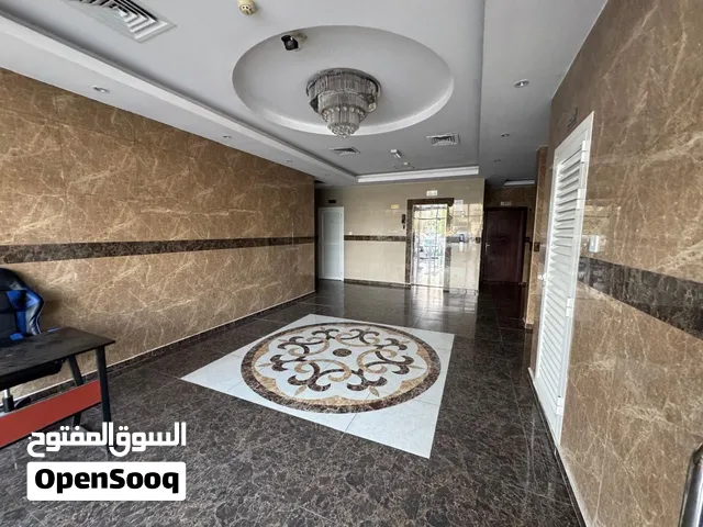 للبيع بناية جديدة بدخل 10% فرصة مميزة جدا