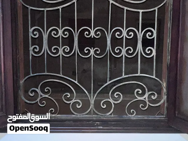 شباك حديد مشغول زخرفي للبيع