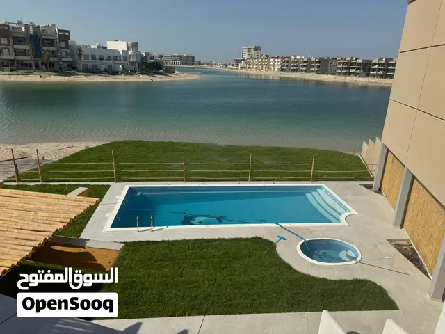 فني احواض سباحه وصيانه حمامات السباحه وأغراض المسبح تركيب وتصميم وصيانه وبيع أغراض المسبح