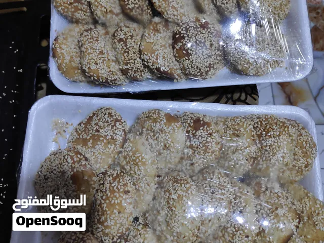 كعك سمسم نضيف مال بيت كل نص كيلو الفين فقط ينوكل وي اي وجبه
