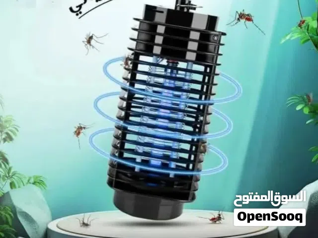صاعق الناموس الناموسية تتميز بجذب الحشرات الطائرة والبعوض داخل المنازل باستخدام ضوء UV بنفسجي بزاويه
