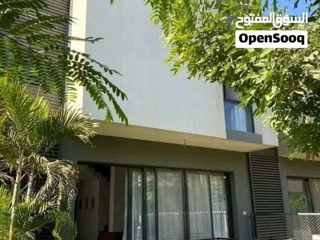 260 m2 4 Bedrooms Villa for Sale in Cairo New October