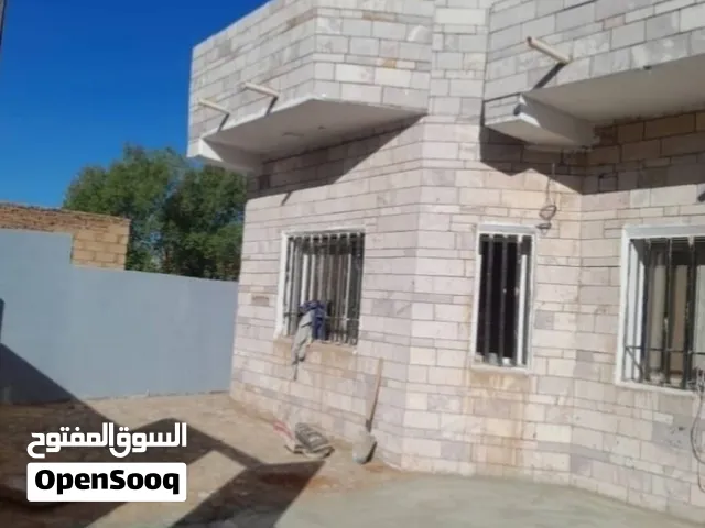 بيت في الازهري مربع 11