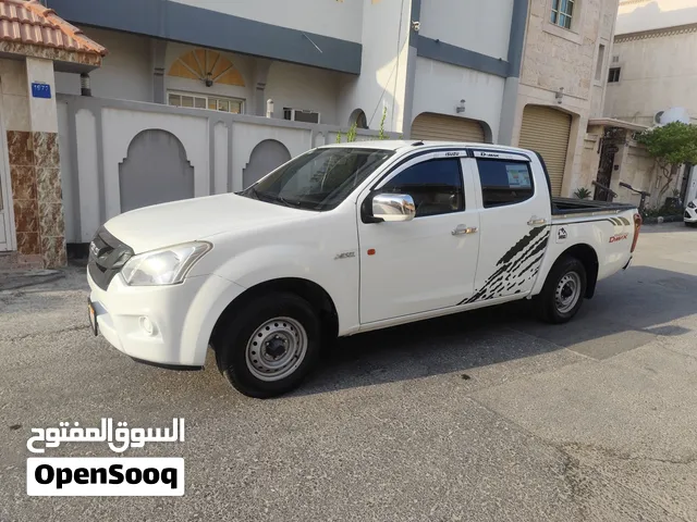 للبيع بيكب اسوزو ديزل مديل 2018 وكالة البحرين مالك واحد  بحالة ممتازه بدون حوادث بليغه