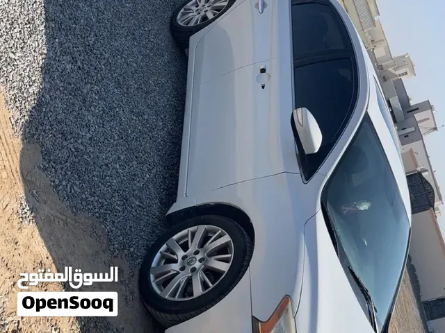 للبيع نيسان صالون سنترا