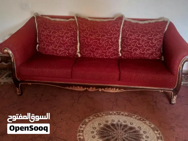 طقم كنب لغرفة المعيشة
