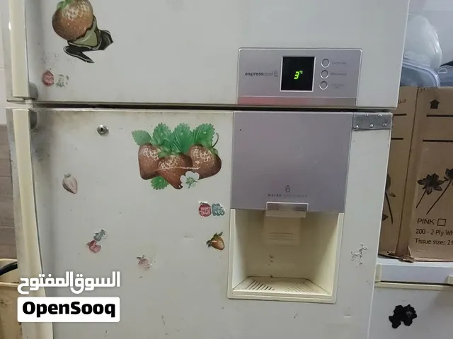 ثلاجة ل ج. كبيرة