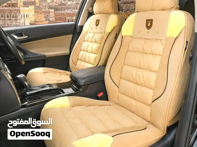 تلبيسة كراسي السيارة