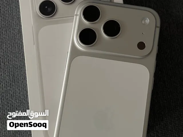 17 برو ماكس سلفر بطارية 100%.  دبل شفرة فالمدخل خبش لا وبالباكو متعه