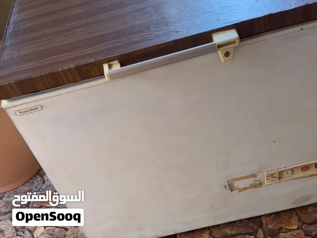 فريزر حجم متوسط مستعمل الموضع الخارجي جيد البروده 100/100