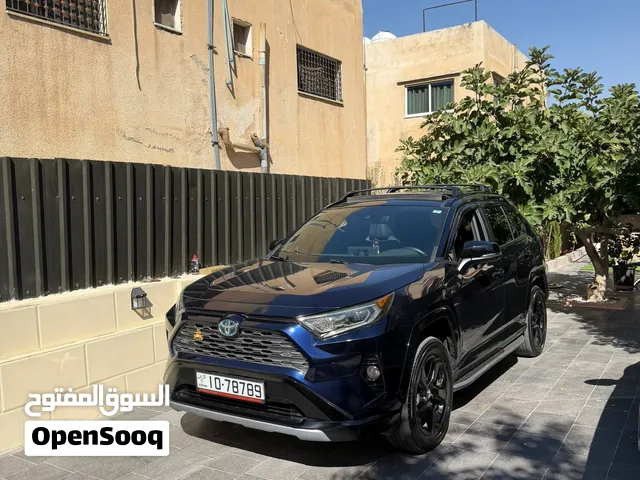تويوتا راف فور بسم الله ما شاء الله سيارة فل الفل الأعلى مواصفات و إضافات في فئتها xse سبورت