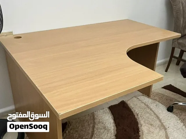 مكتب زاويه للبيع