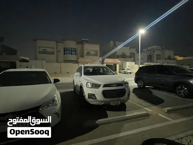 Chevrolet Captivia 2016 full option مالك ثاني سيارة في حالة ممتازة