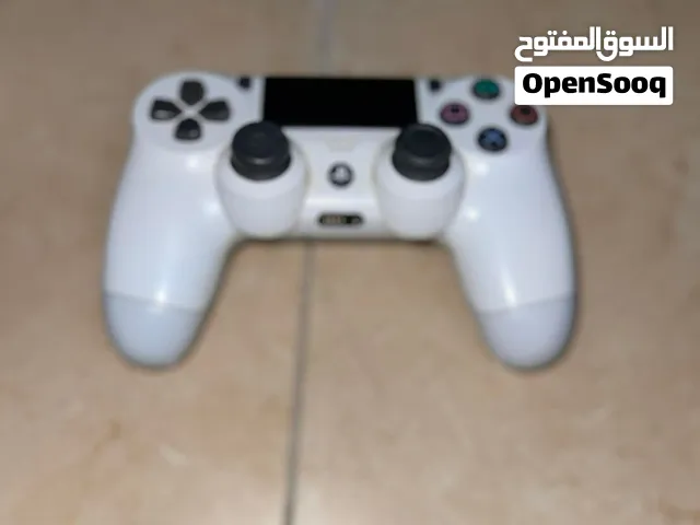 ايد بلاستيشين 4 بحالة ممتازة