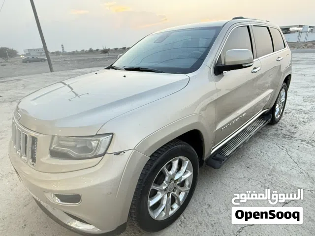 Used Jeep Grand Cherokee in Al Batinah