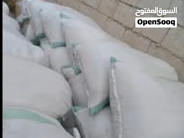سماد دواجن نظيف وحار ممتاز للزراعة والأشجار والتسميد
