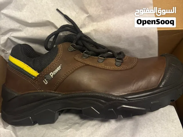 حذاء سيفتي