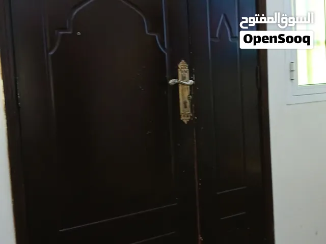 ابواب خشبيه قويه ومتينه
