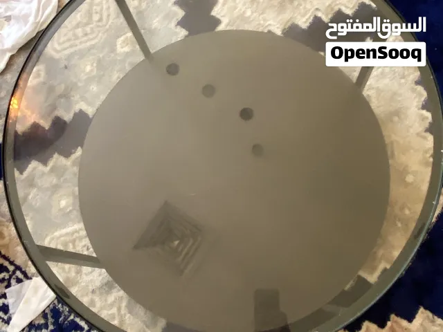 طاوله صاله