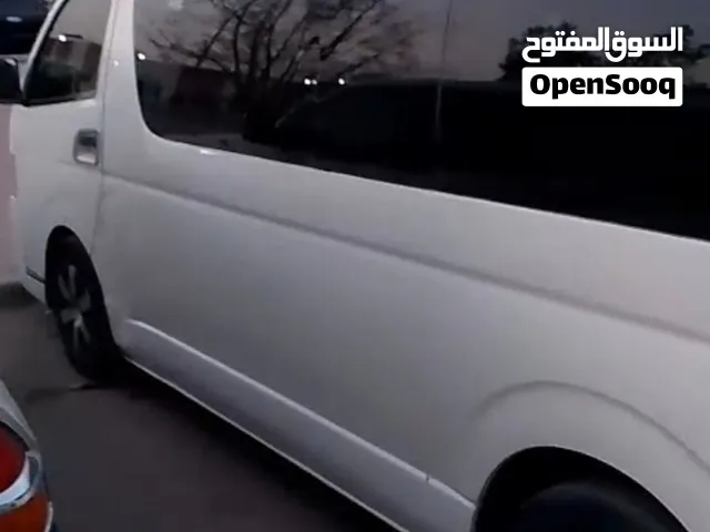 للبيع وللإيجار باصات هايروف وكوستر موديلات حديثه